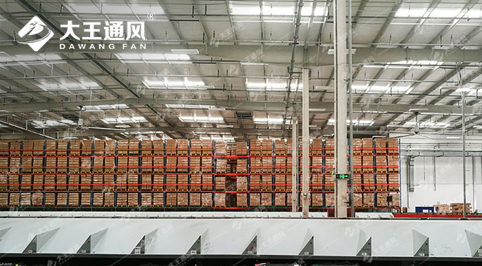 昆山某大型快遞倉庫工業吊扇