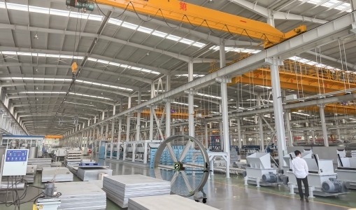 工業(yè)通風(fēng)新選擇:高效舒適的工業(yè)移動(dòng)大風(fēng)扇