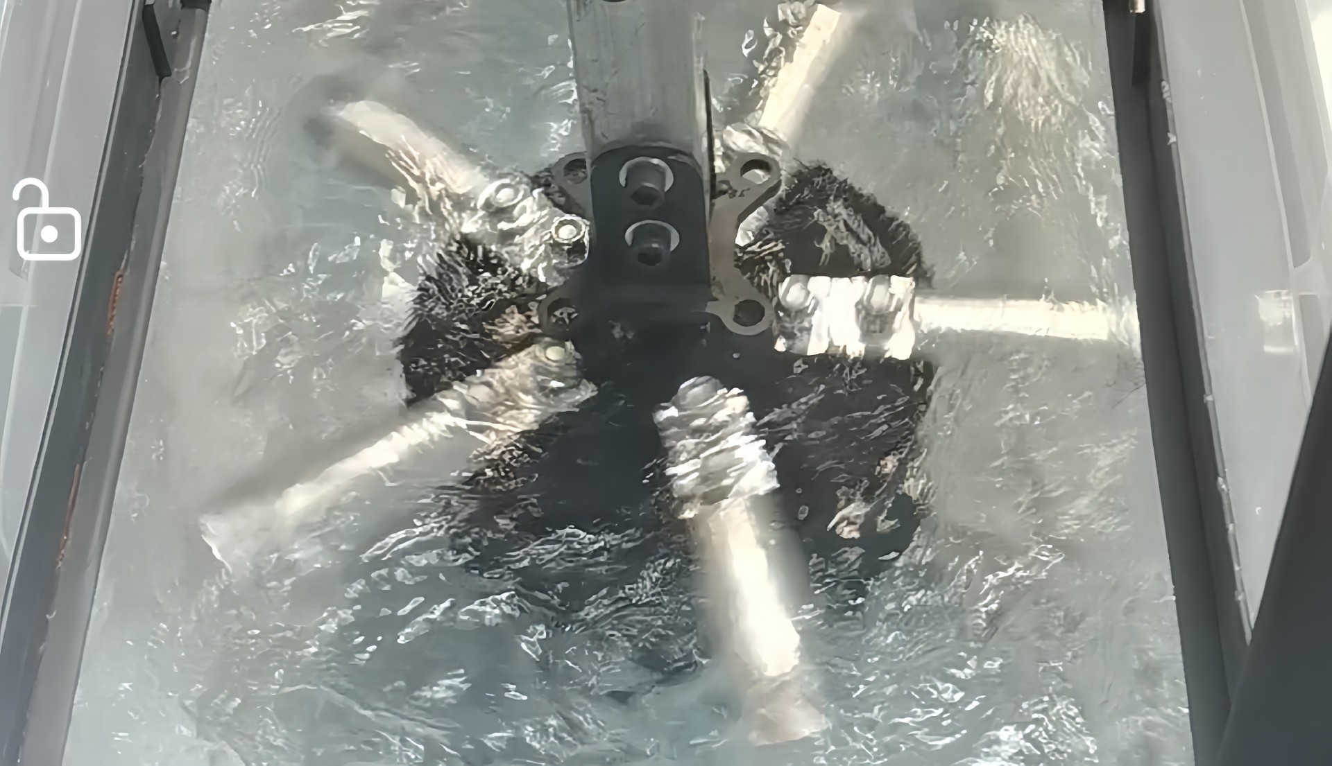 1743661058188333.jpg Screenshot_20250401_134358_com.huawei.himovie.local.jpg