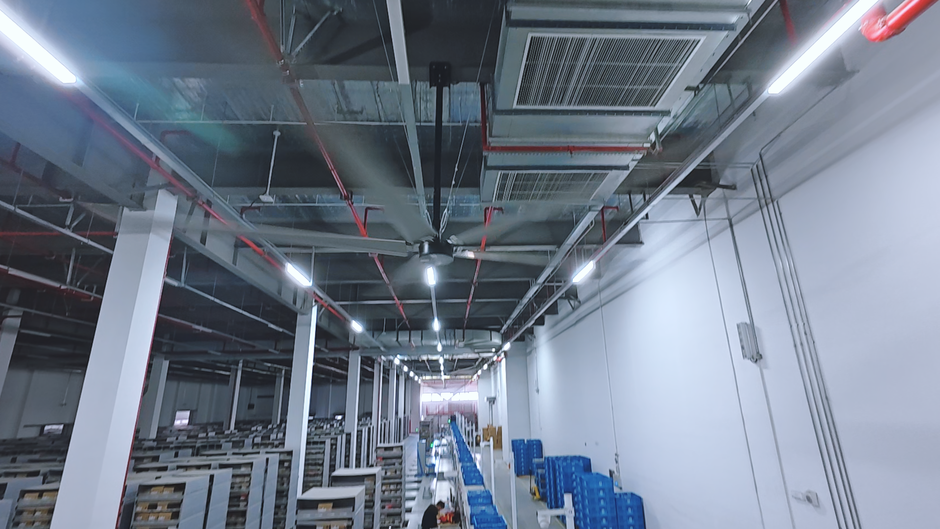 大王通風(fēng)走進(jìn)“智能化”李寧運(yùn)營(yíng)中心